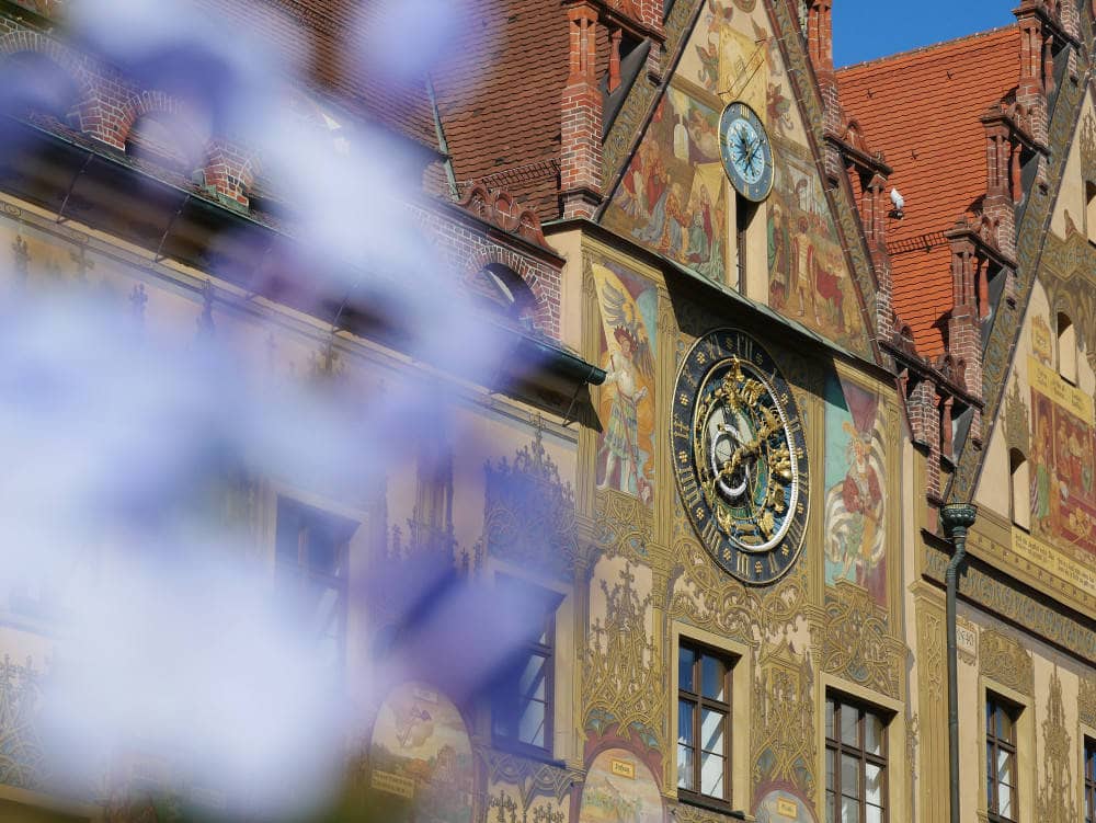 Die astronomische Uhr am Ulmer Rathaus.