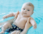 Baby im Wasser