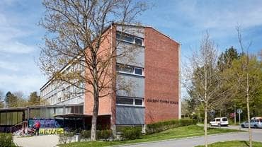 Außenansicht Gebäude Adalbert-Stifter-Gemeinschaftsschule Ruländerweg 1