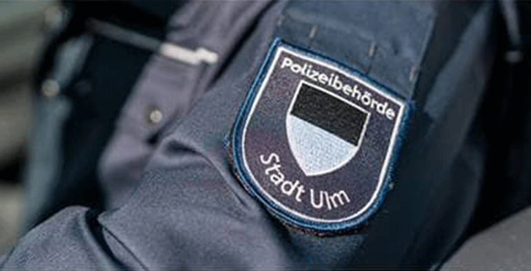 Das Logo auf einer Jacke, wie sie die Mitarbeiter des Ordnungsdienstes trage: Das Wappen der Stadt Ulm mit dem Schriftzug "Polizeibehörde"