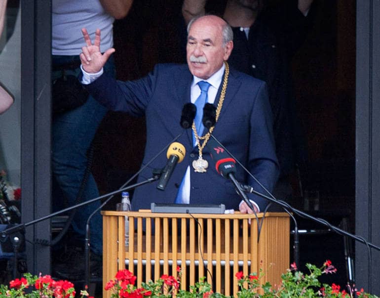 Oberbürgermeister Ivo Gönner leistet den Schwur 2014