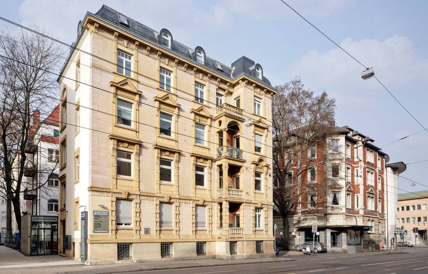Das vierstöckige Gebäude in der Olgastraße 139